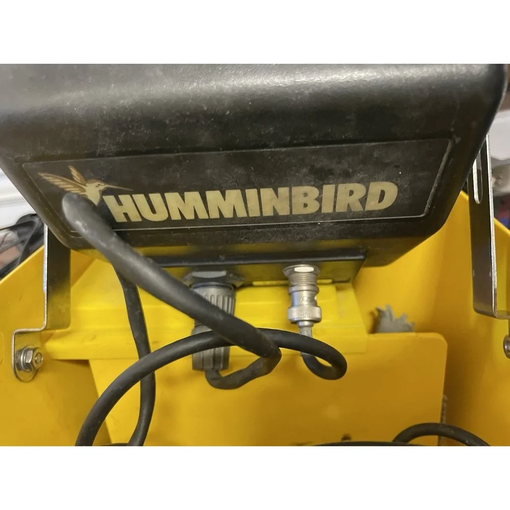 Tom Mann Hummingbird‎ Super Sixty Waterproof Depth Sounder Bird Trap